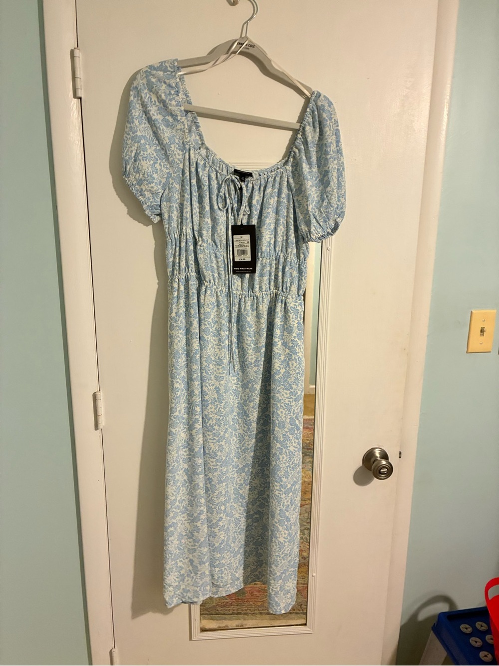Who what where brand   Light Blue Floral Puff Sleeve Midi Dress size medium